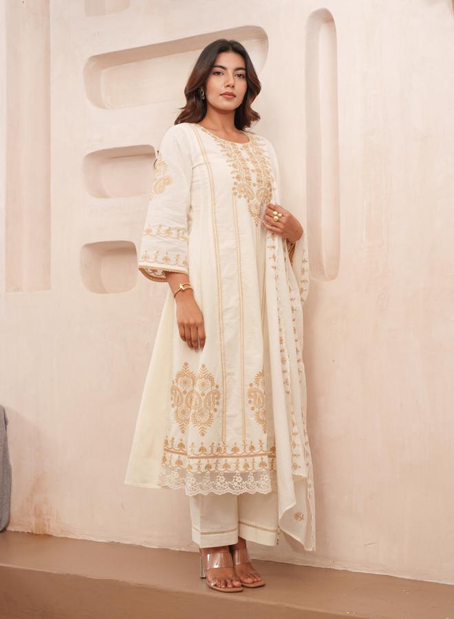 دي دبليو طقم كورتا قطن مطرزة بالأزهار مع بنطال ودوباتا للنساء - Image 1